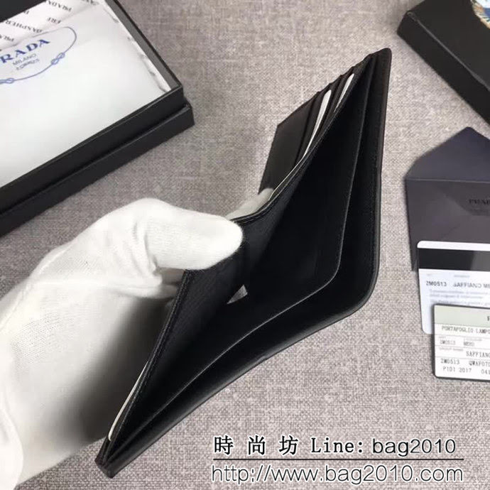 PRADA普拉達 官網同步 專櫃最新款 十字紋牛皮 男士短款錢夾 2M0513 DD1888